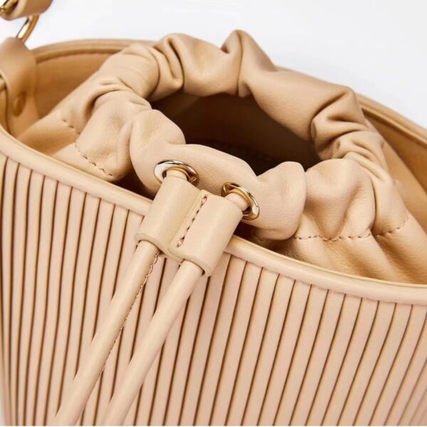 Crossbody - Image 5