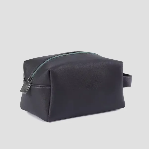 Black soft leather men's travel bag