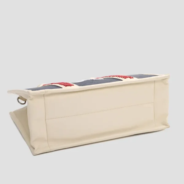 GR240116 Wrangler Handbag