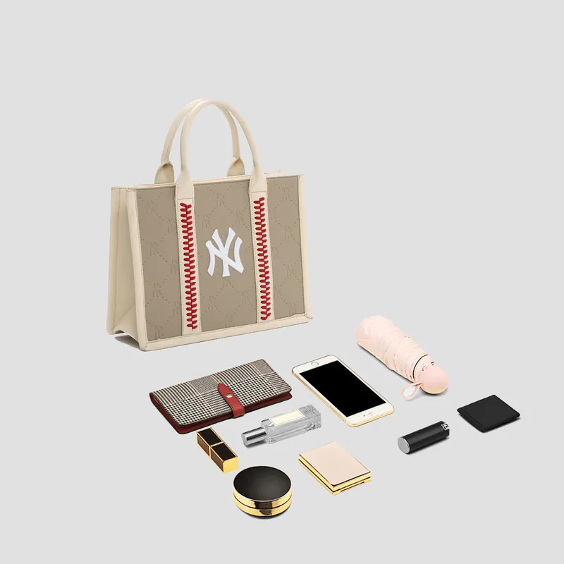 GR240118 Wrangler Handbag