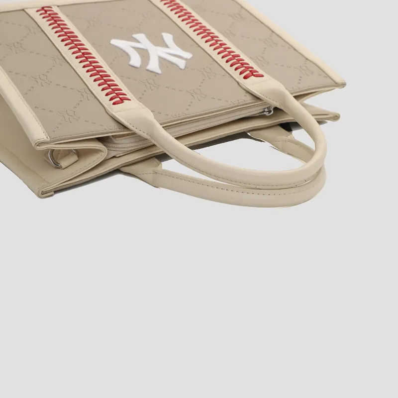 GR240118 Wrangler Handbag